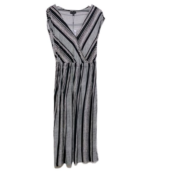 Bobeau Dress Women Medium Black White Sleeveless Elastic Waist Faux Wrap Maxi. - Picture 1 of 15